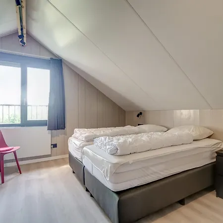 Vakantiehuis Spacious In Julianadorp *