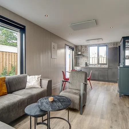 Vakantiehuis Spacious In Julianadorp