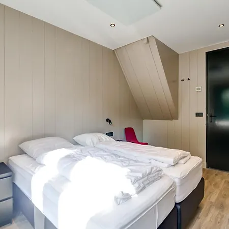 Vakantiehuis Spacious In Julianadorp *