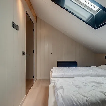 Spacious In Julianadorp