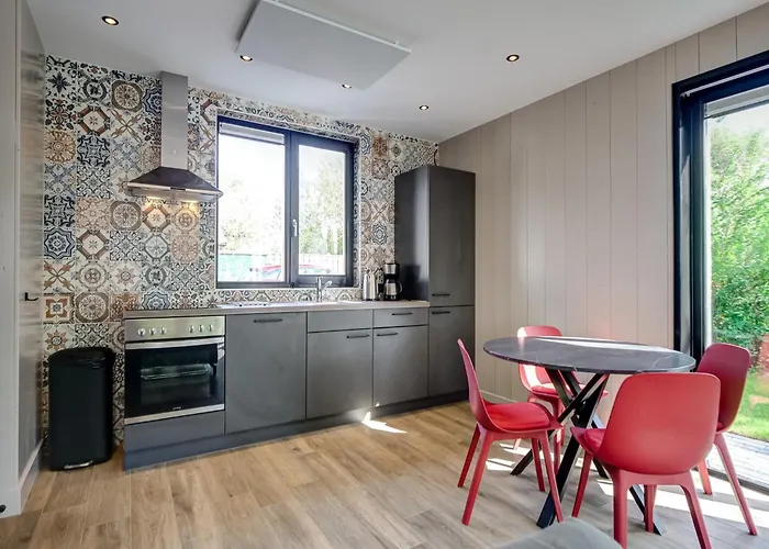 Spacious In Julianadorp * Julianadorp