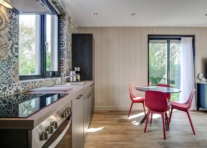 Spacious In Julianadorp