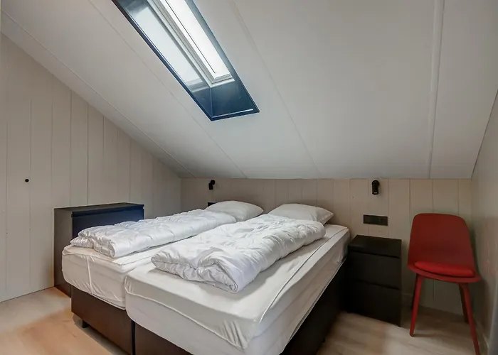 Spacious In Julianadorp * Julianadorp