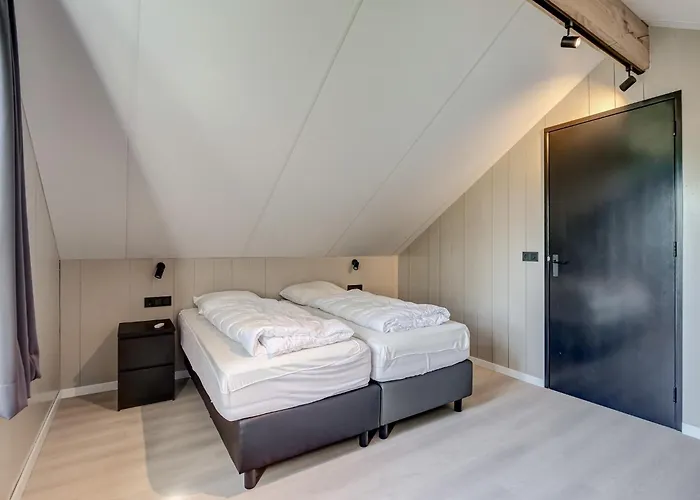 Spacious In Julianadorp Casa vacanze *